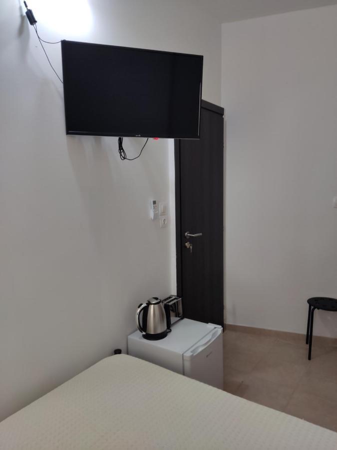 Pure Urban Metro Kato Patisia Apartment Athena Bagian luar foto