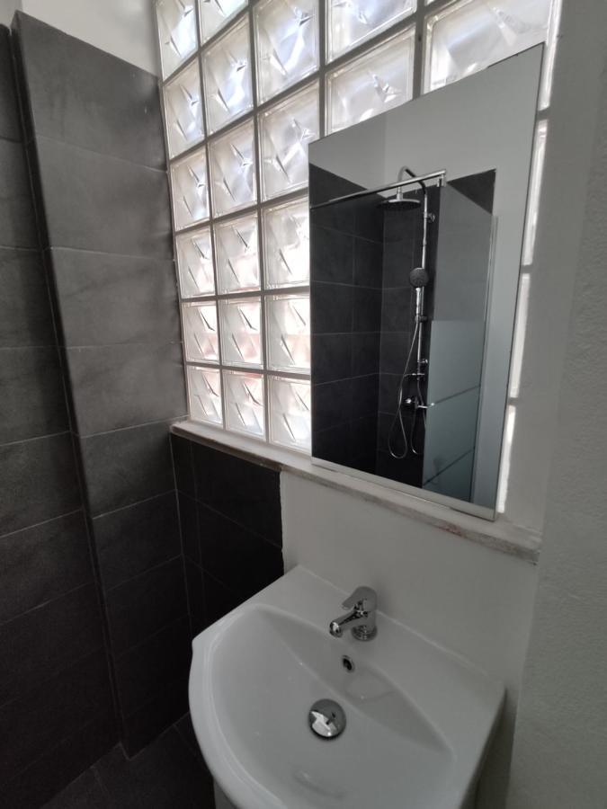 Pure Urban Metro Kato Patisia Apartment Athena Bagian luar foto