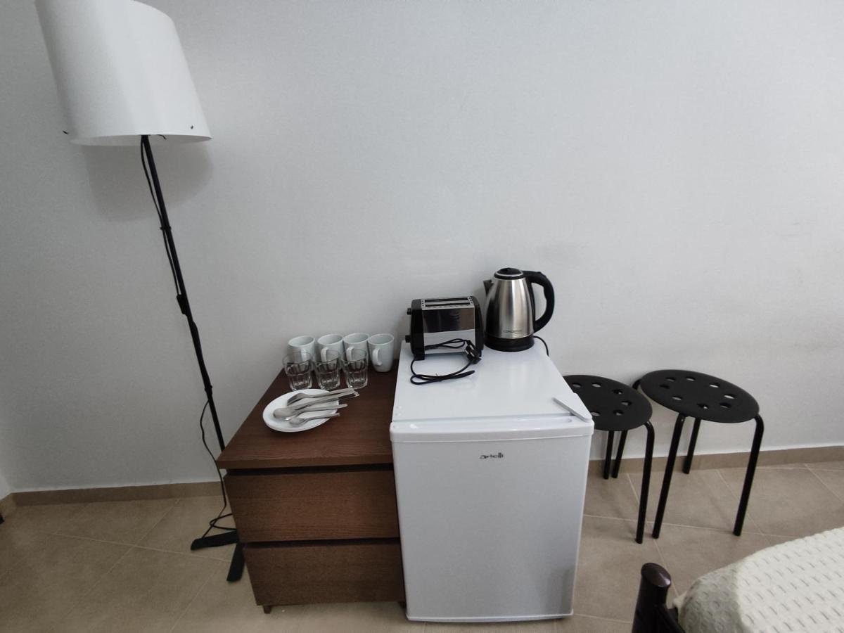 Pure Urban Metro Kato Patisia Apartment Athena Bagian luar foto