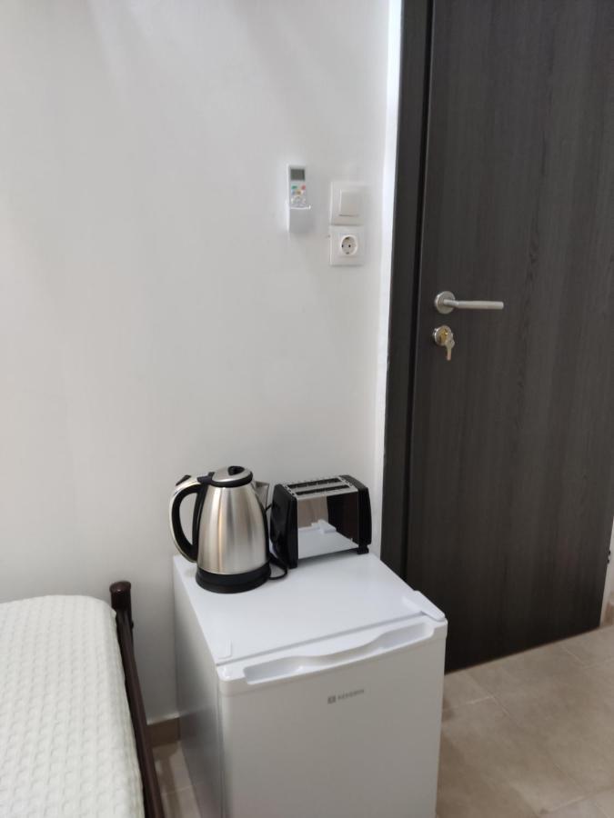 Pure Urban Metro Kato Patisia Apartment Athena Bagian luar foto